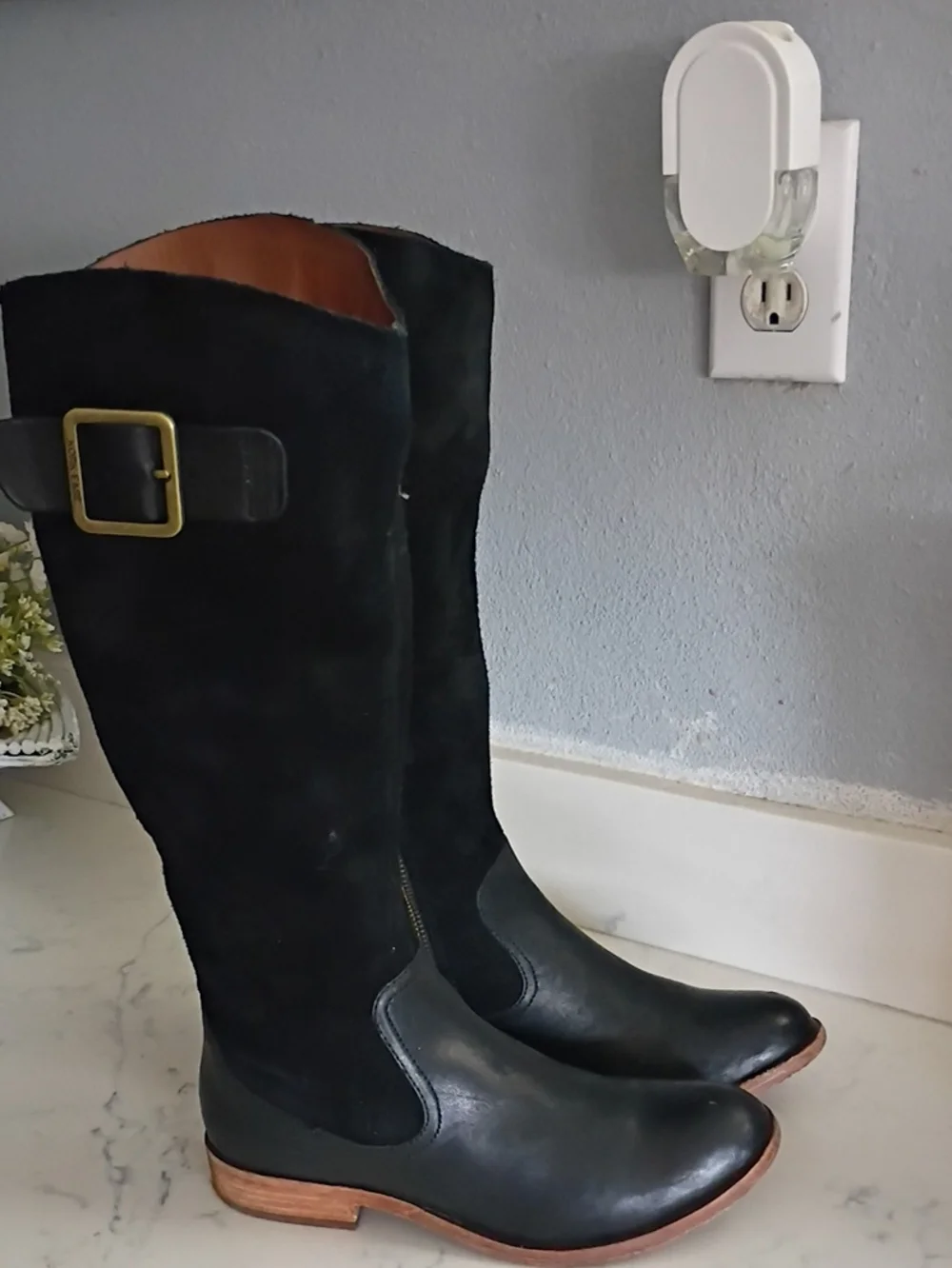 Kork Ease Black Leather & Suede Knee-High Women's Riding Boots